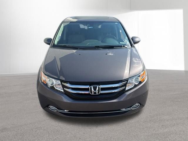 Used 2016 Honda Odyssey Touring Elite image 3