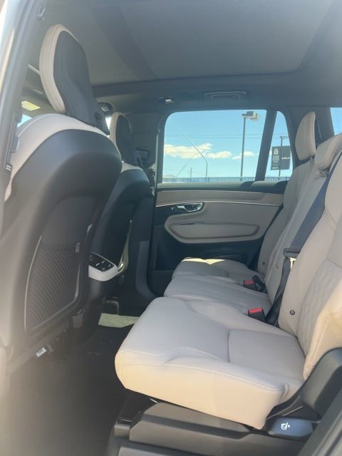 New 2026 Volvo XC90 B5 Core image 24