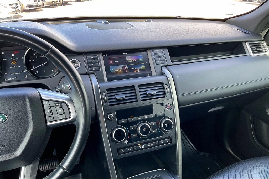 Used 2019 Land Rover Discovery Sport HSE image 9