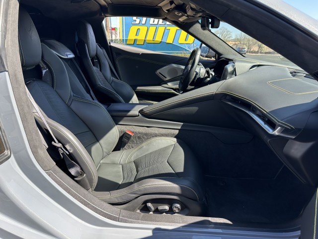 Used 2024 Chevrolet Corvette 3LT w/ Z51 Performance Package image 18