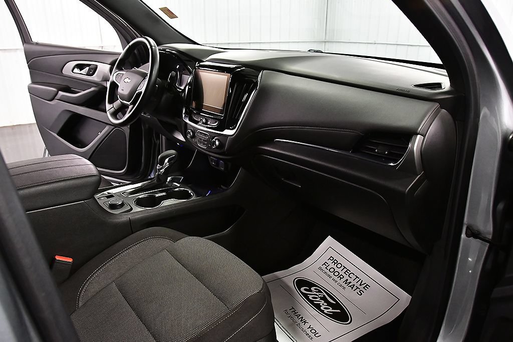 Used 2023 Chevrolet Traverse LT AWD/4WD image 28