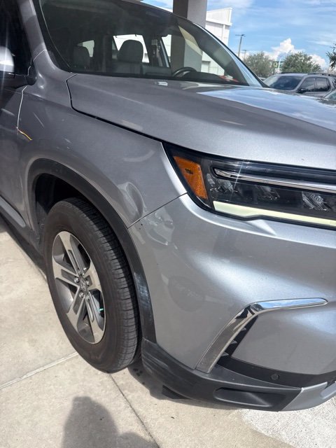 Certified 2024 Honda Pilot EX-L image 3