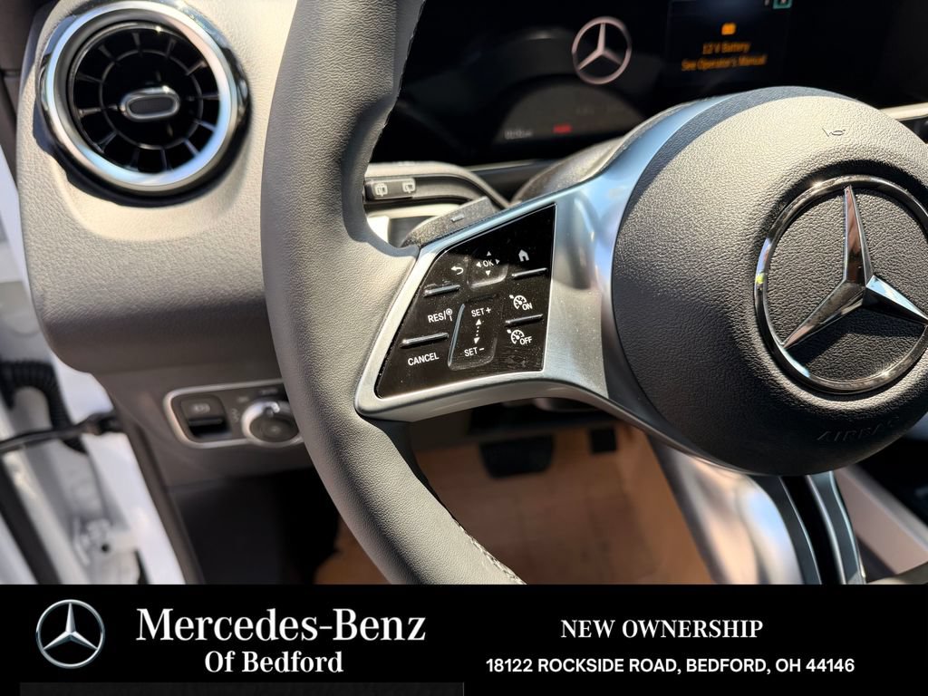 New 2026 Mercedes-Benz GLB 250 4MATIC image 11