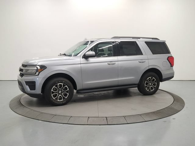 Used 2024 Ford Expedition XLT RWD image 5