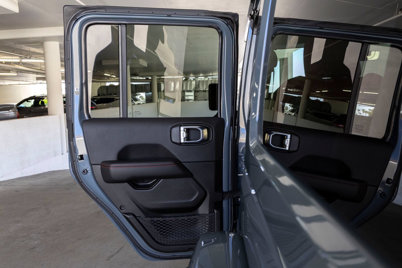 Used 2024 Jeep Wrangler Unlimited Rubicon 392 AWD/4WD image 29