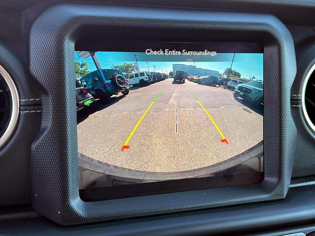 Certified 2022 Jeep Wrangler Unlimited Sahara image 30