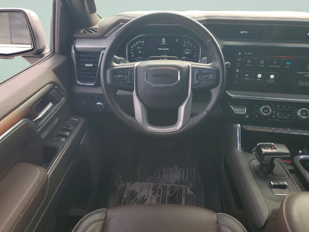 Used 2025 GMC Sierra 1500 Denali w/ Denali Reserve Package AWD/4WD image 12