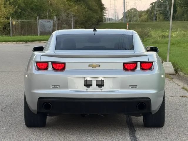 Used 2010 Chevrolet Camaro LT w/ RS Package RWD image 12