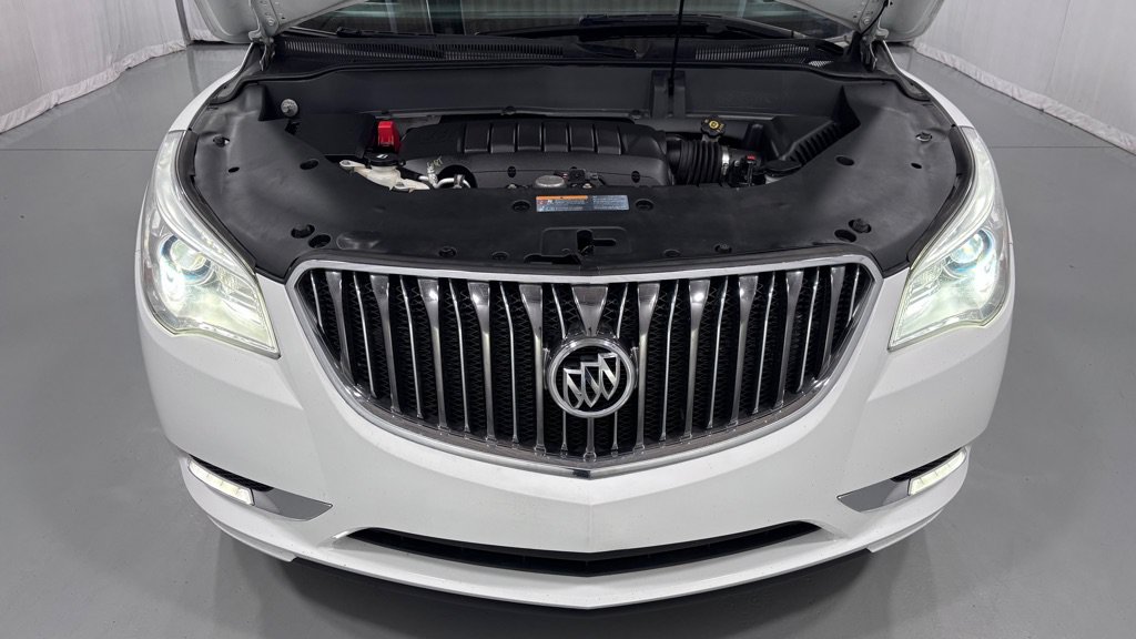 Used 2017 Buick Enclave Premium AWD/4WD image 30