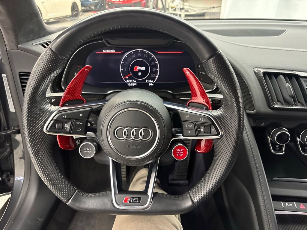 Used 2018 Audi R8 V10 w/ Premium Package image 47