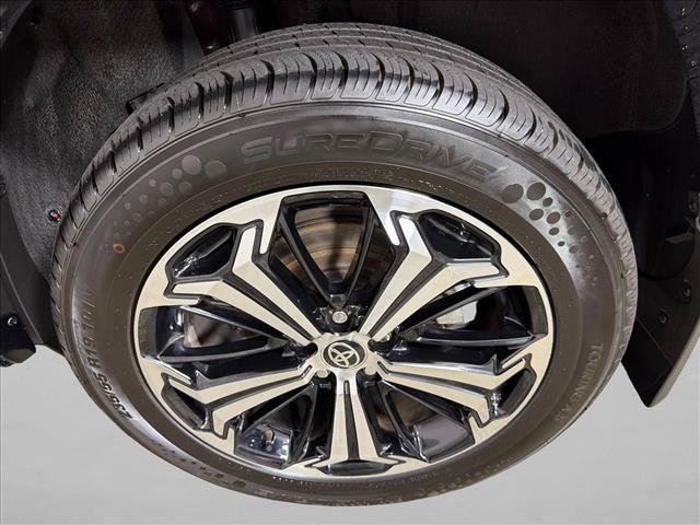 Used 2024 Toyota RAV4 XSE w/ Premium Package AWD/4WD image 21