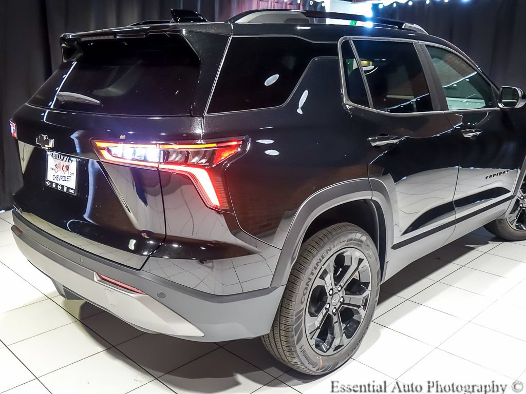 New 2027 Chevrolet Equinox LT w/ Midnight Edition FWD image 8