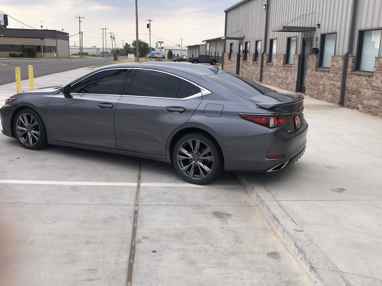 Used 2019 Lexus ES 350 F Sport w/ Accessory Package FWD image 17