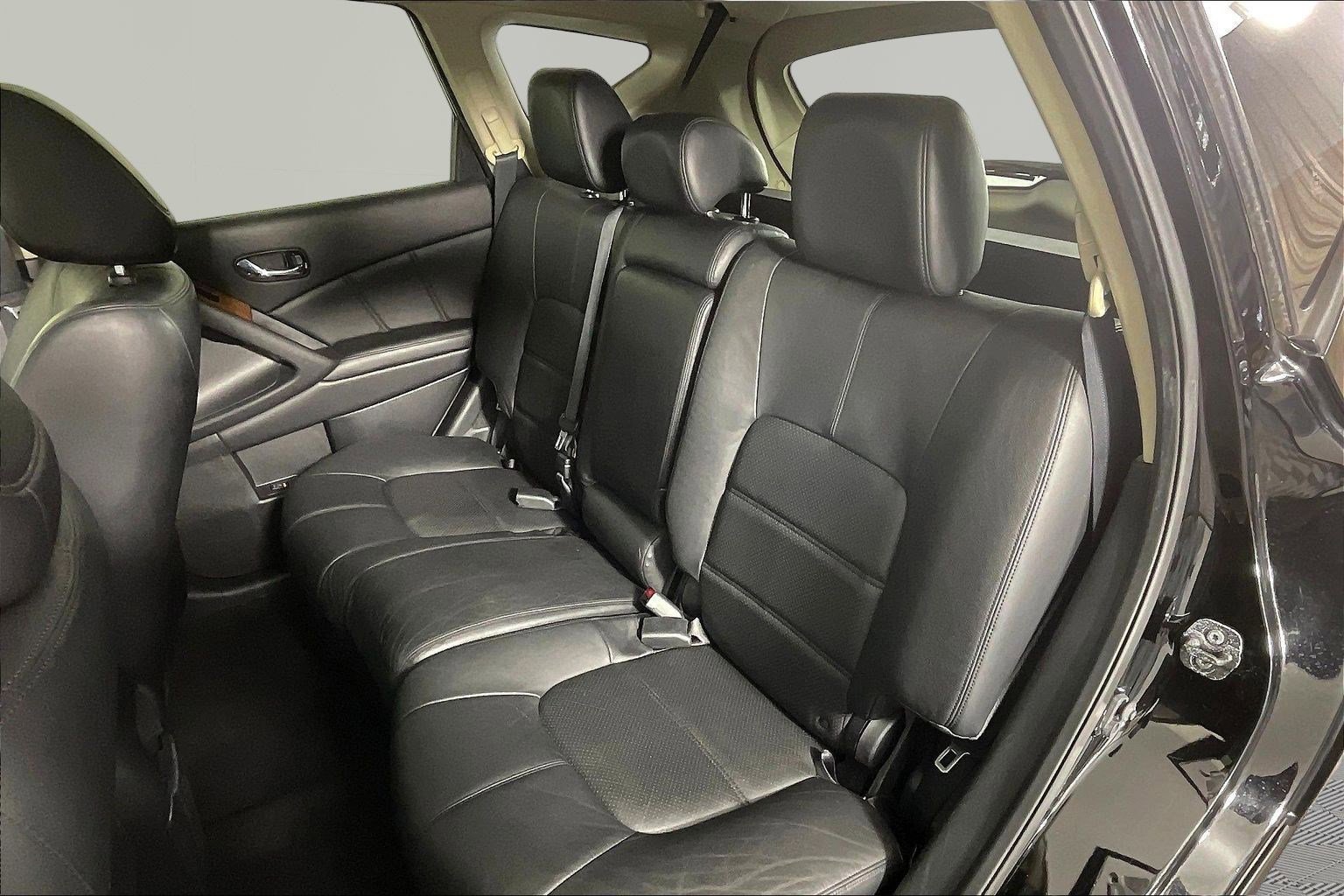 Used 2014 Nissan Murano LE w/ Platinum Edition Package image 23