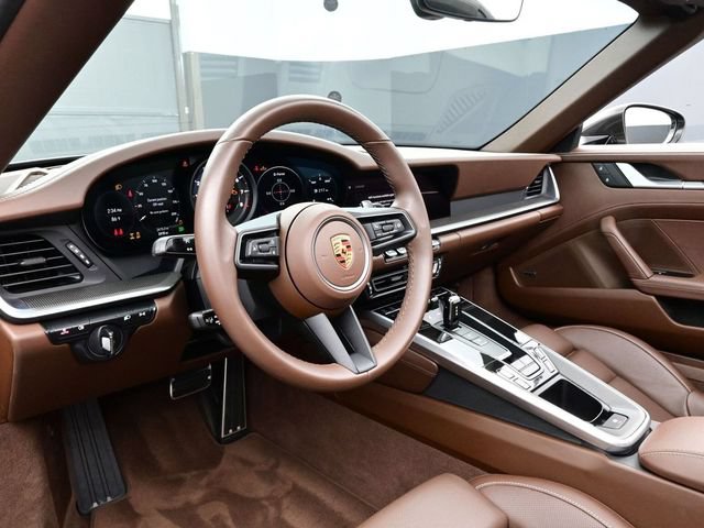 Certified 2024 Porsche 911 Targa 4S AWD/4WD image 4