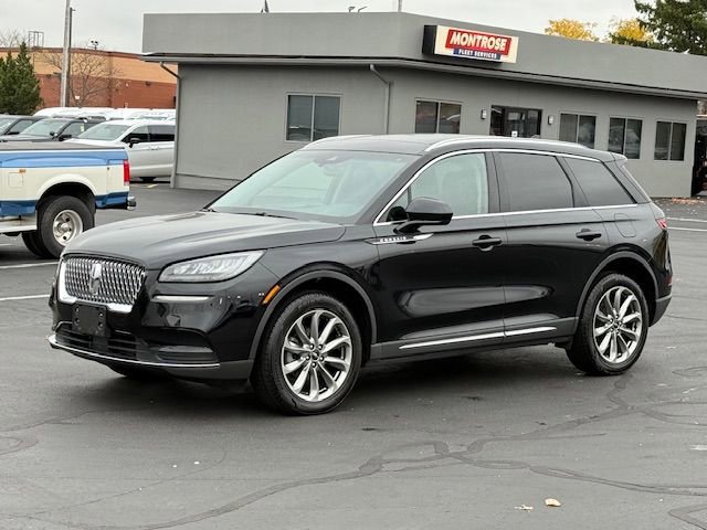Used 2022 Lincoln Corsair AWD w/ Premium Package image 7