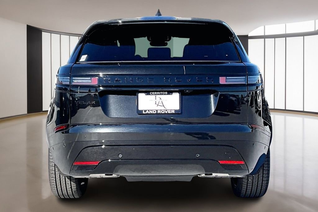 New 2026 Land Rover Range Rover Velar Dynamic SE image 4