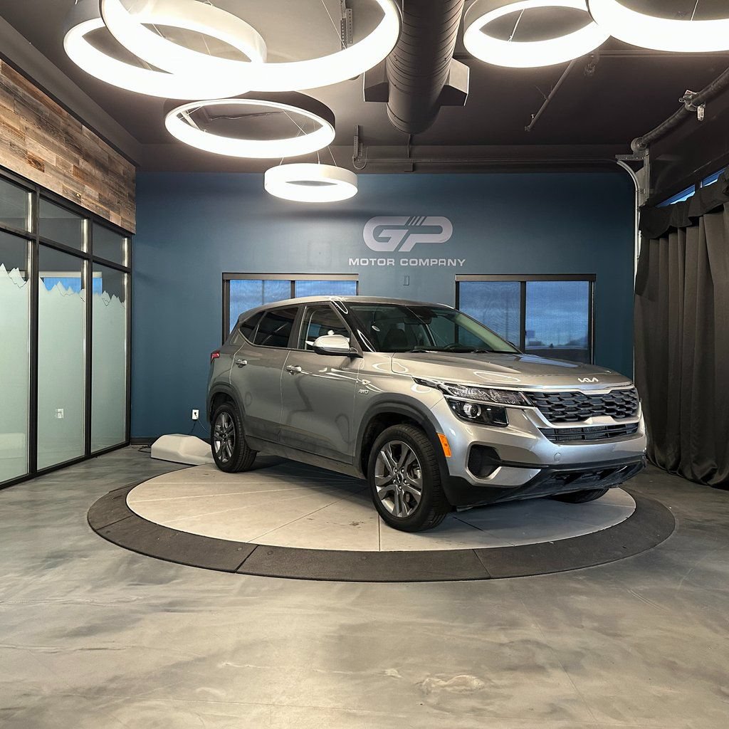 Used 2023 Kia Seltos LX