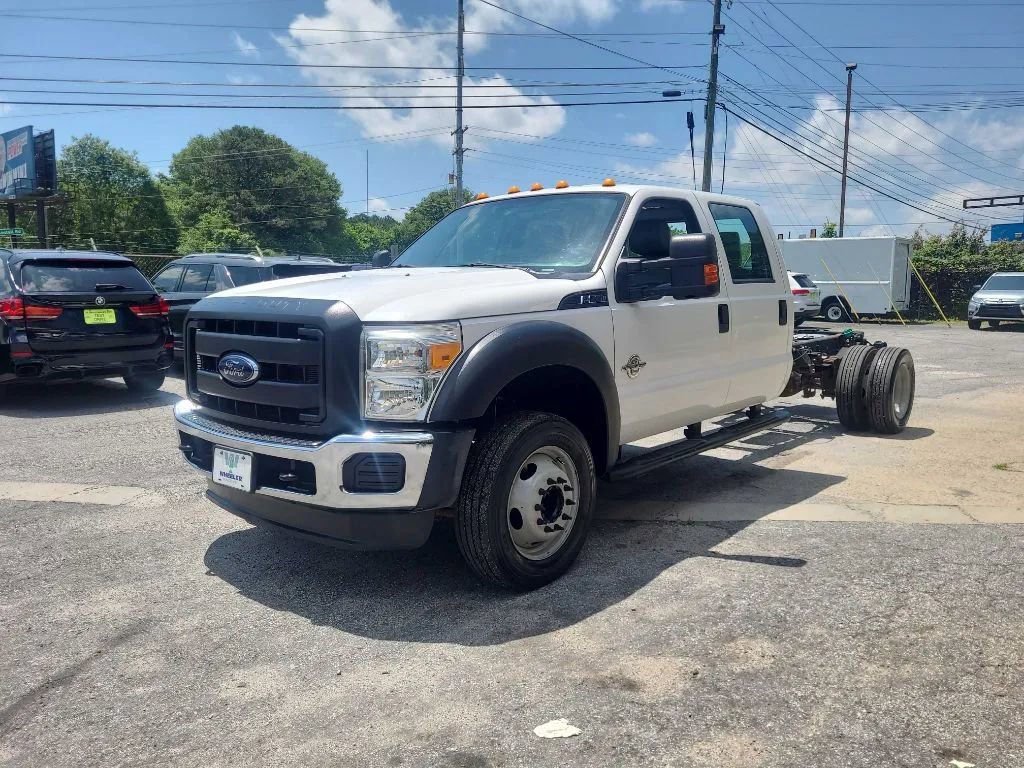 Used 2016 Ford F550 2WD Crew Cab Super Duty w/ Power Equipment Group image 3