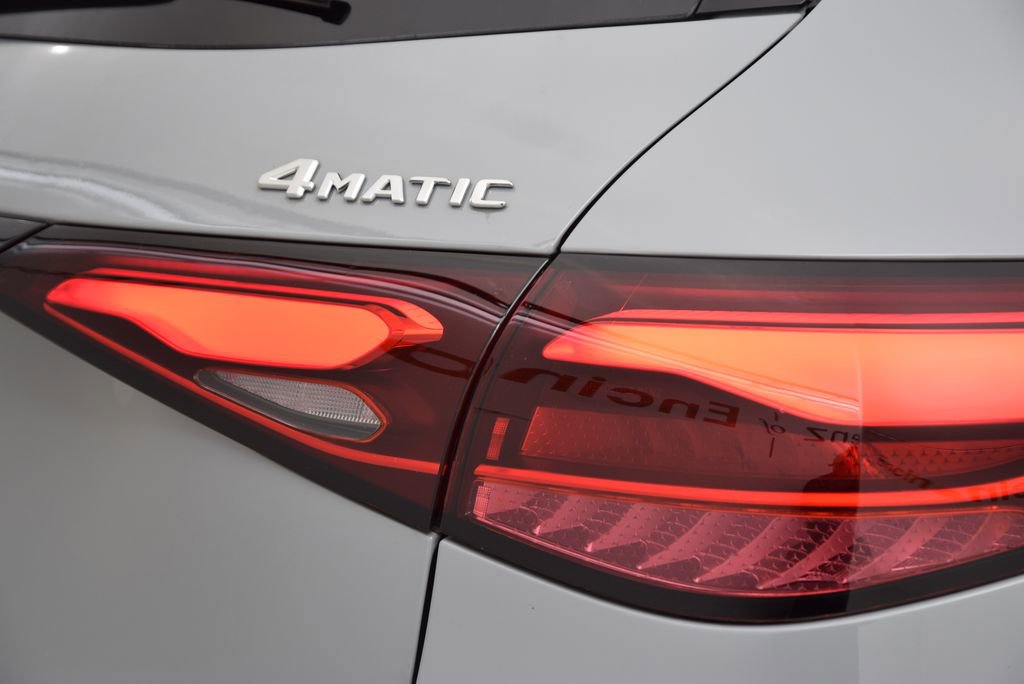 New 2026 Mercedes-Benz GLC 300 4MATIC image 14