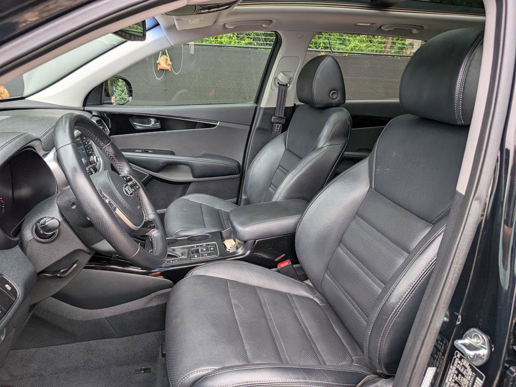 Used 2020 Kia Sorento SX image 26