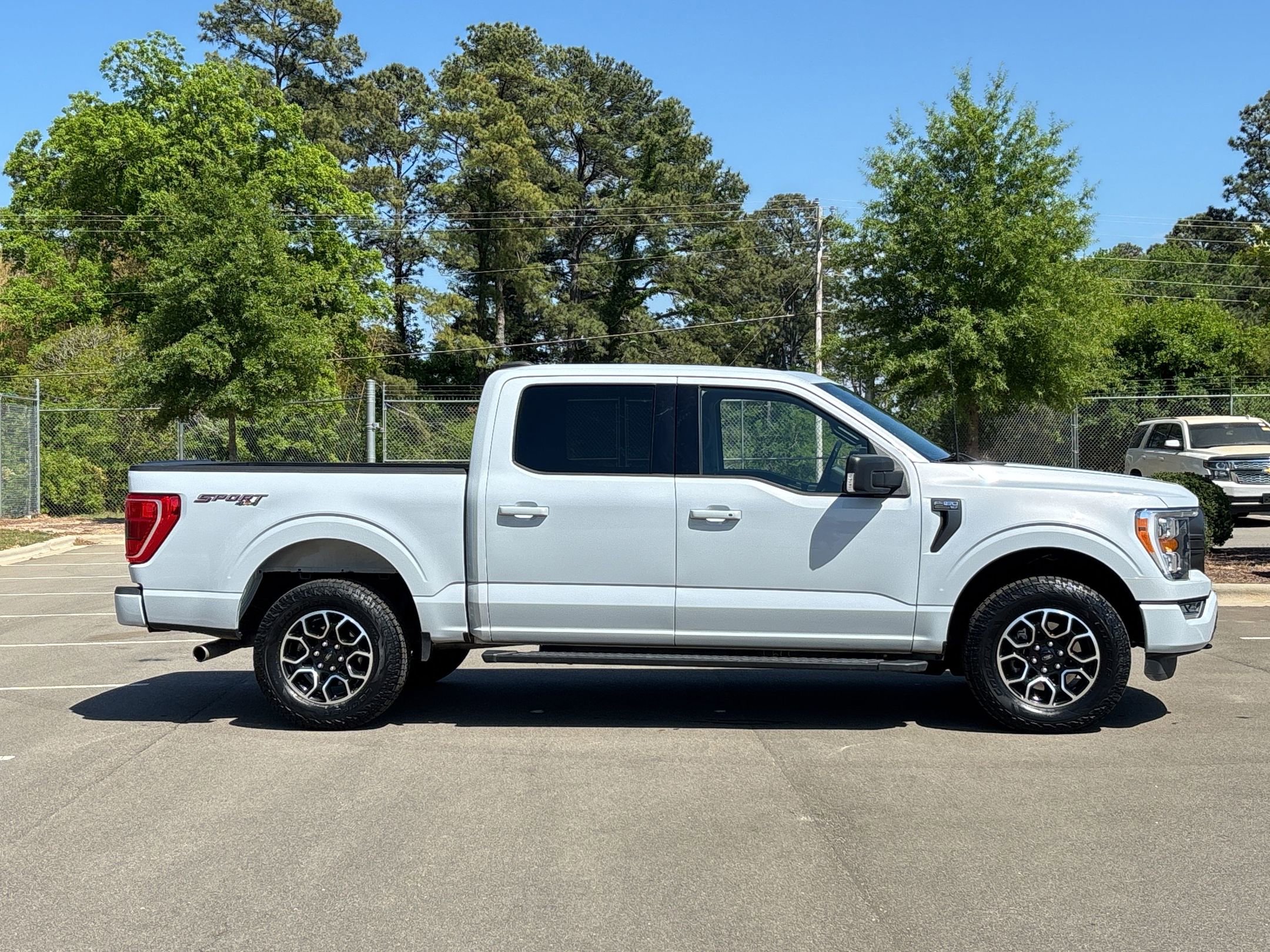 Used 2022 Ford F150 XLT w/ Equipment Group 302A High AWD/4WD image 3