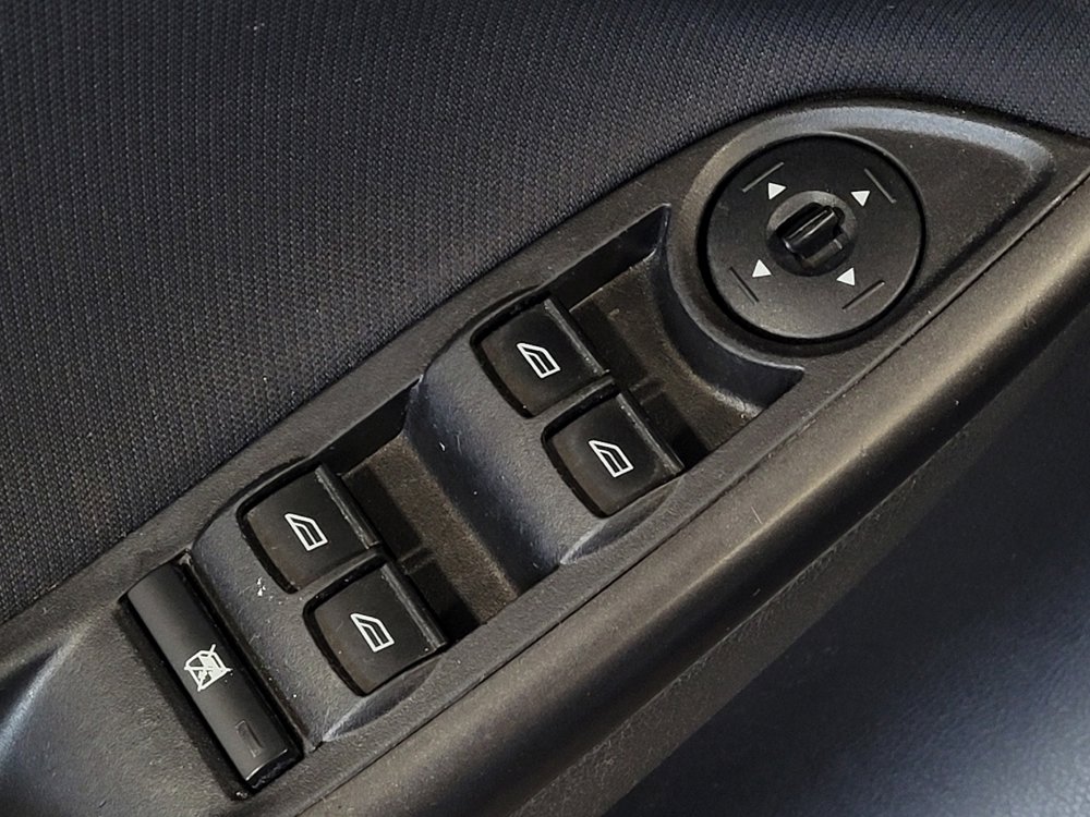 Used 2018 Ford Focus SEL image 27