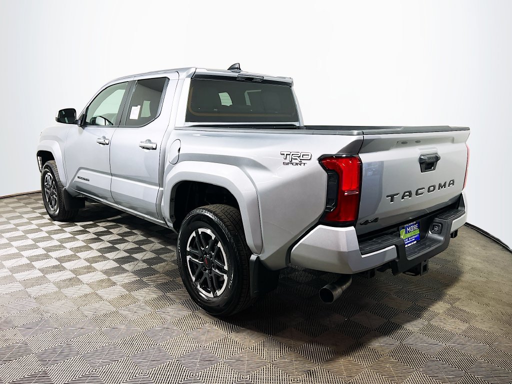 Used 2026 Toyota Tacoma TRD Sport AWD/4WD image 5