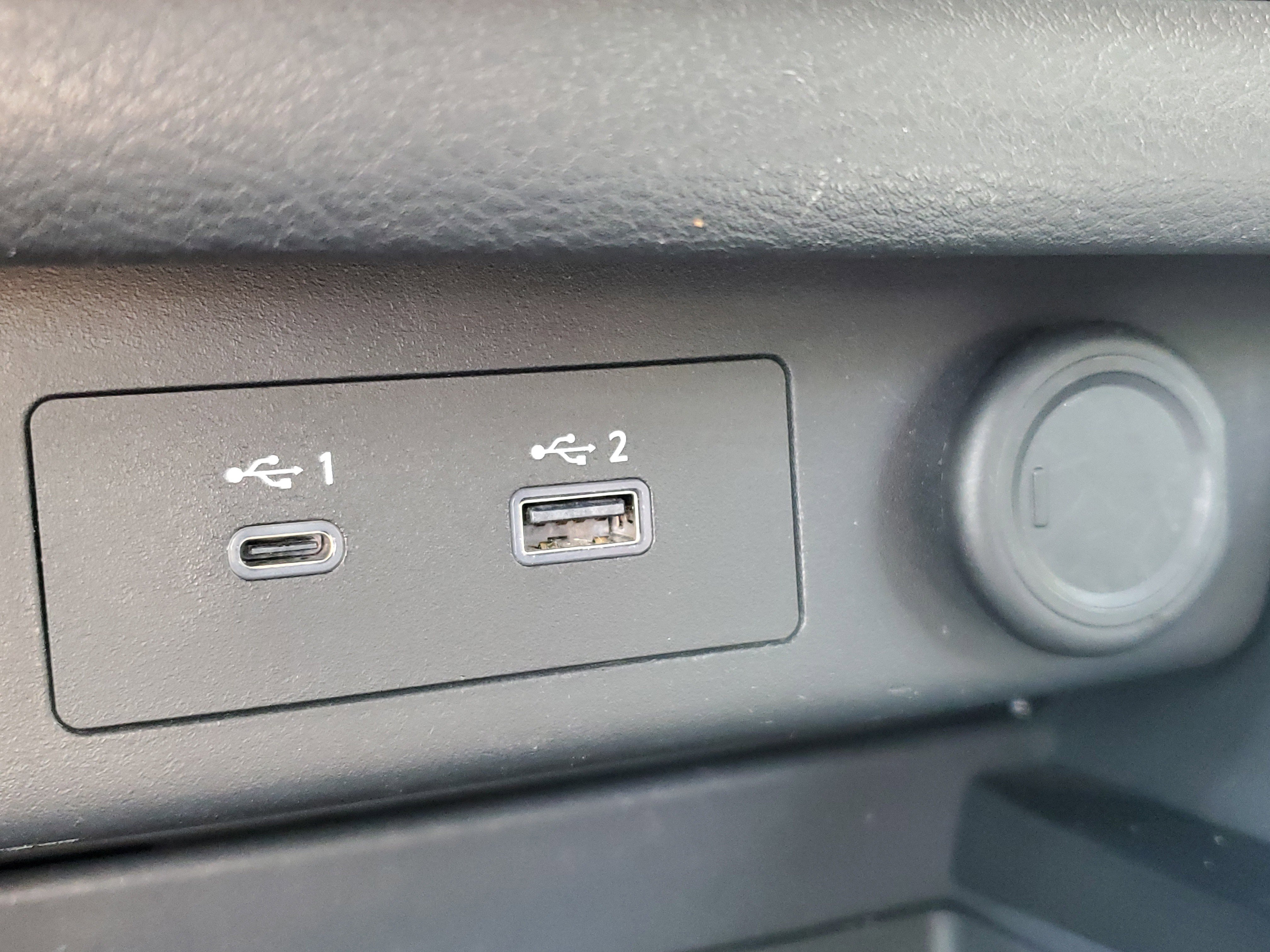 Certified 2023 Nissan Rogue SV image 26