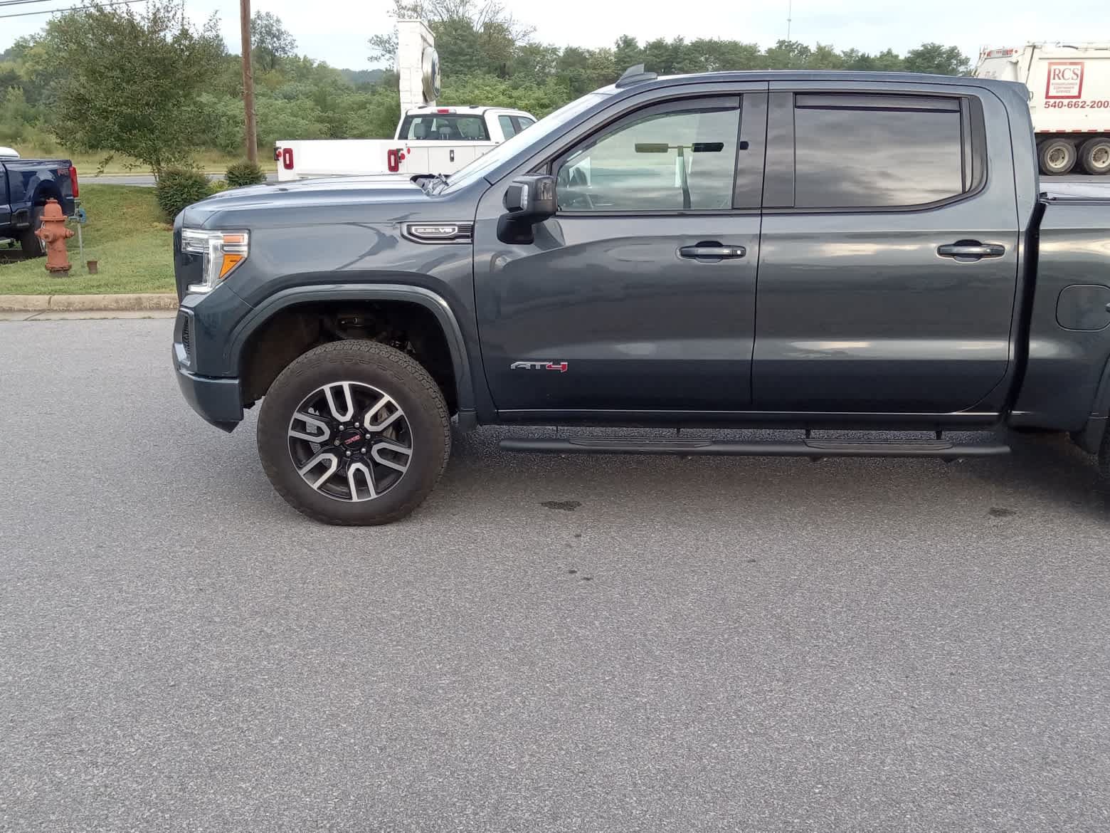 Used 2021 GMC Sierra 1500 AT4 AWD/4WD image 3