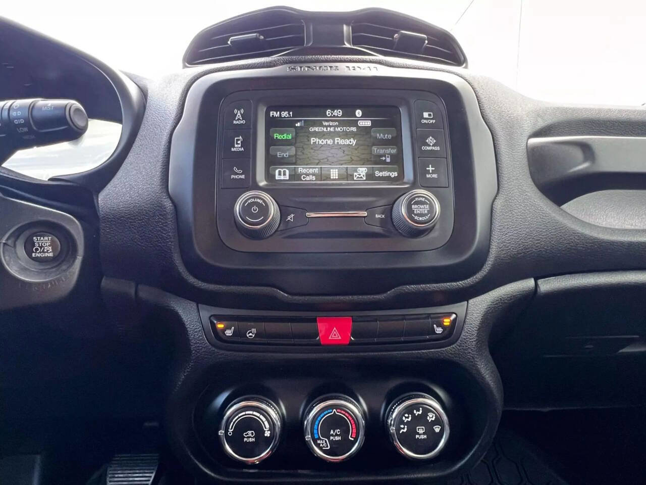 Used 2015 Jeep Renegade Trailhawk w/ Safety & Security Group I image 10