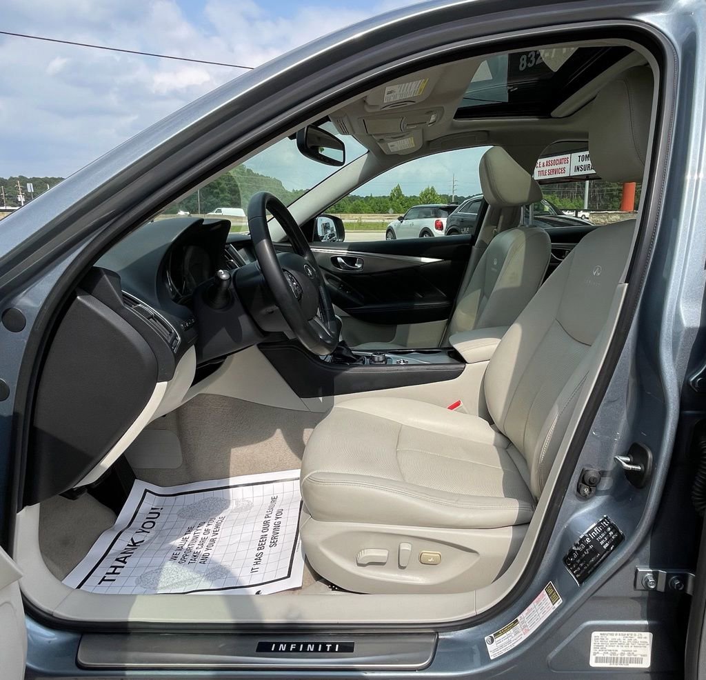 Used 2014 INFINITI Q50 Premium w/ Navigation Package RWD image 19