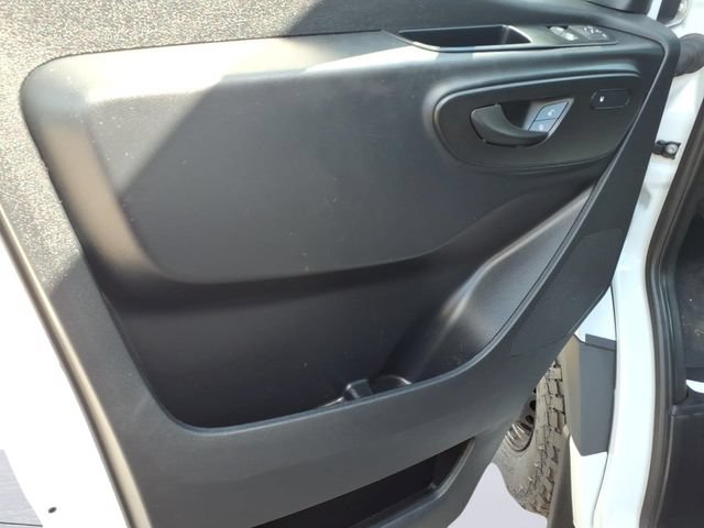 Used 2025 Mercedes-Benz Sprinter 2500 image 11