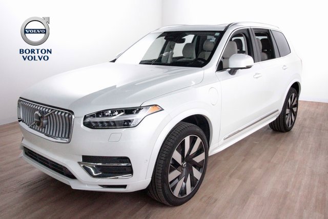Used 2024 Volvo XC90 T8 Ultimate w/ Protection Package Premier