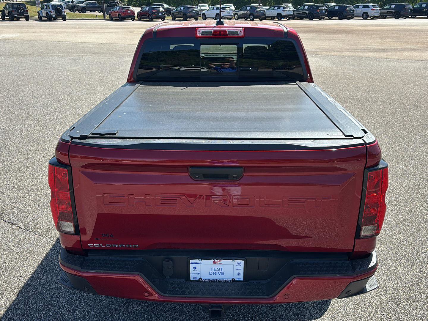 Used 2024 Chevrolet Colorado LT w/ LT Convenience Package image 5