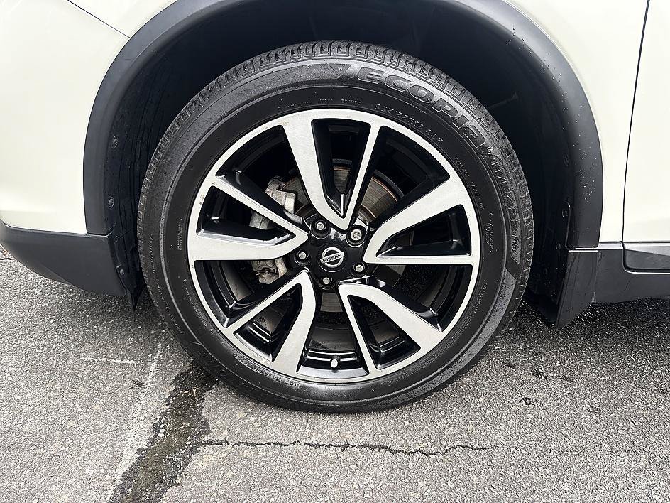 Used 2020 Nissan Rogue SL w/ Premium Package FWD image 8