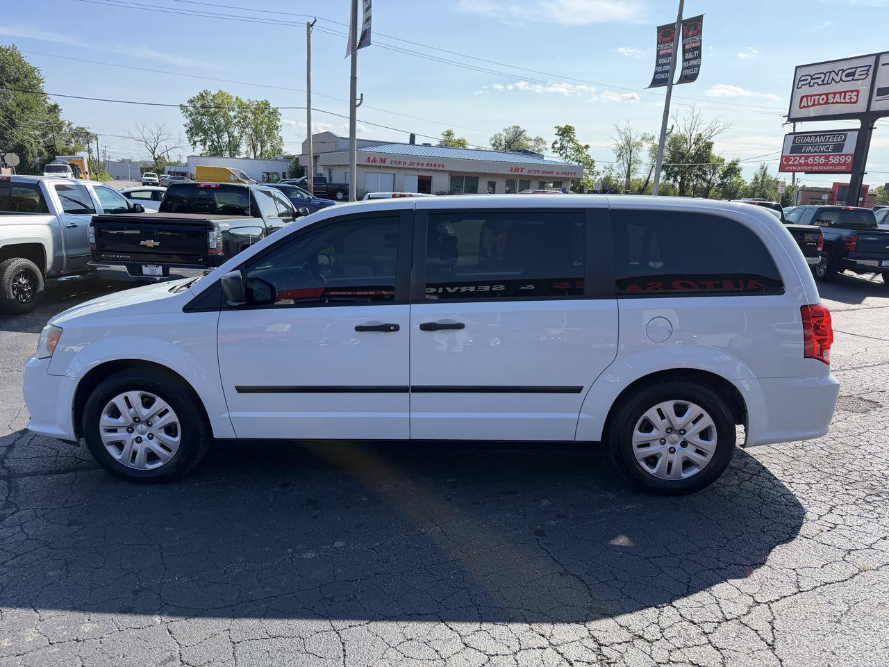Used 2015 Dodge Grand Caravan American Value Package FWD image 4