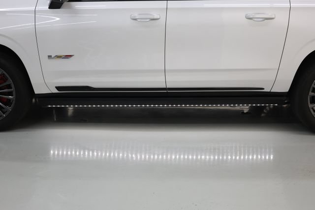 Used 2024 Cadillac Escalade ESV V w/ Heavy-Duty Trailer Package AWD/4WD image 70
