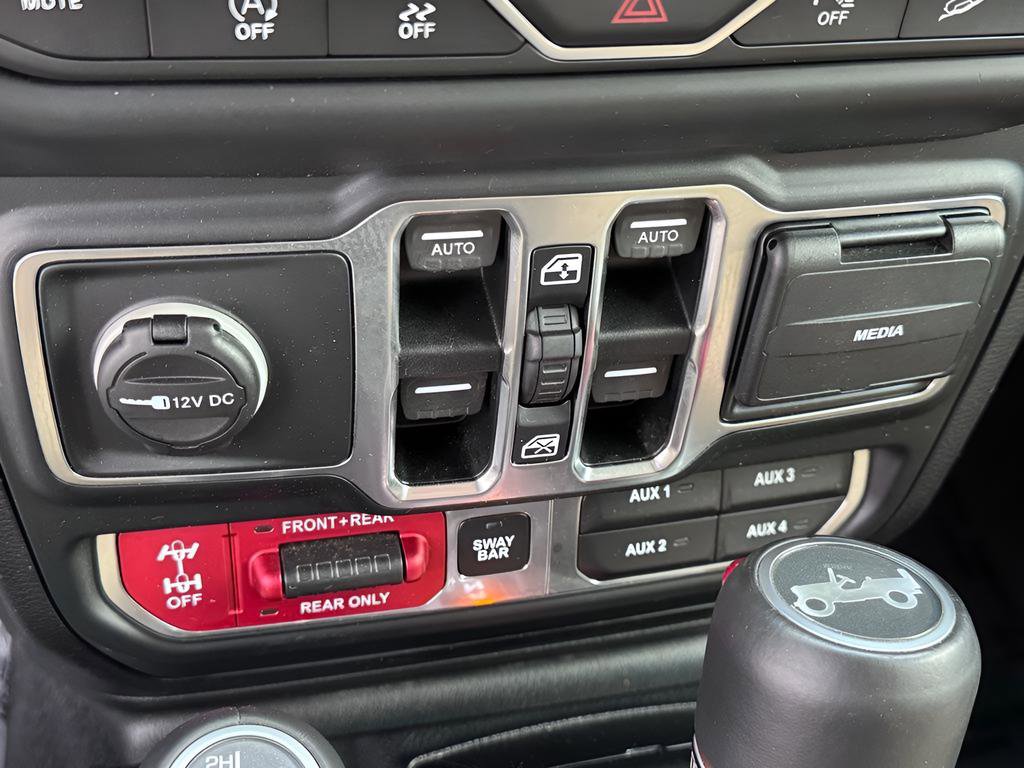 Used 2018 Jeep Wrangler Unlimited Rubicon image 30