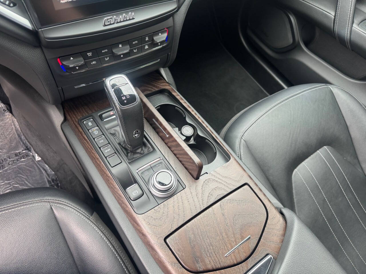 Used 2019 Maserati Ghibli S RWD image 16