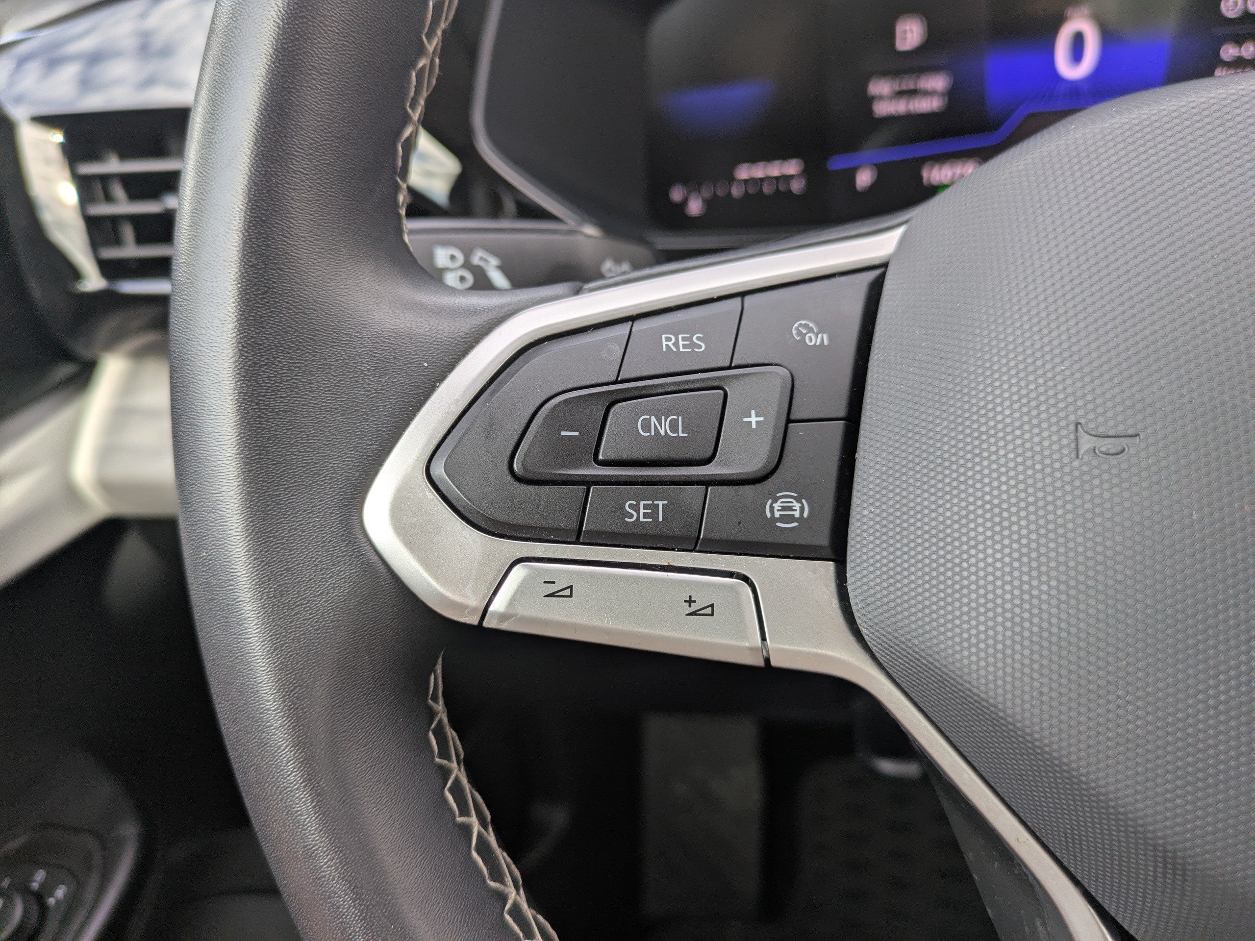 Certified 2023 Volkswagen Taos S FWD image 24