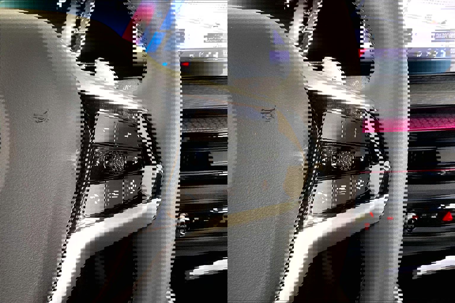 Certified 2025 BMW 330i xDrive Sedan w/ Premium Package image 19