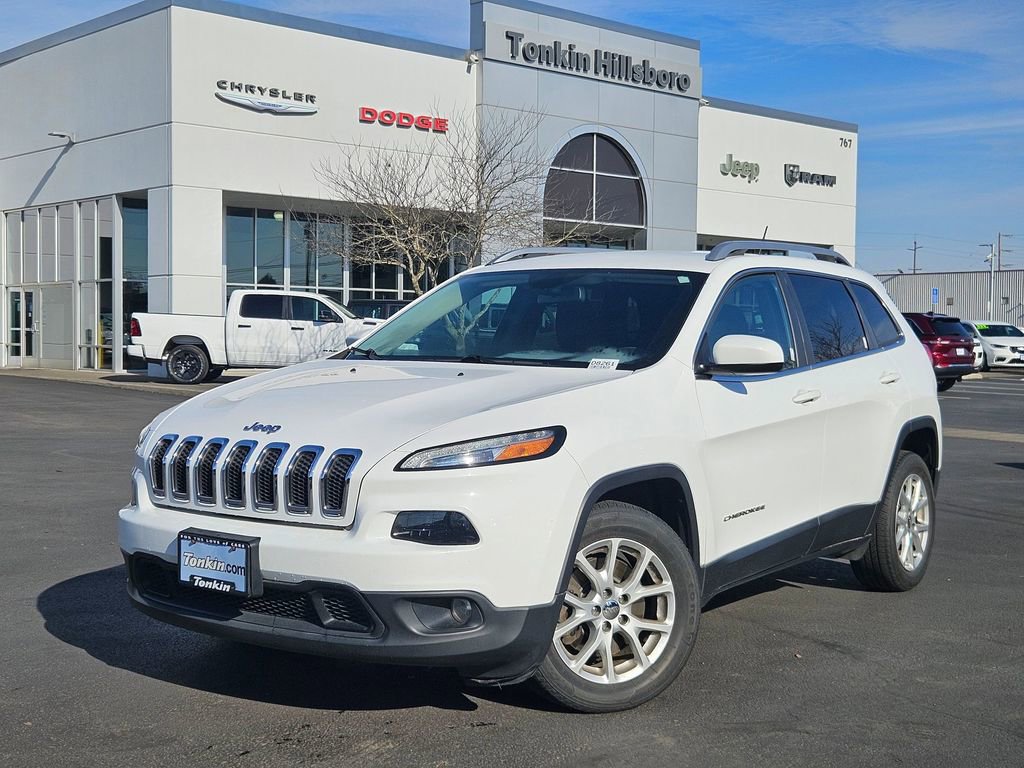 Used 2018 Jeep Cherokee Latitude image 2