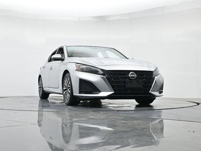 Used 2023 Nissan Altima 2.5 SV image 34