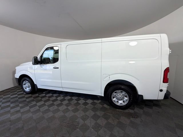 Used 2020 Nissan NV 2500 SV w/ Back Door Glass Package RWD image 6