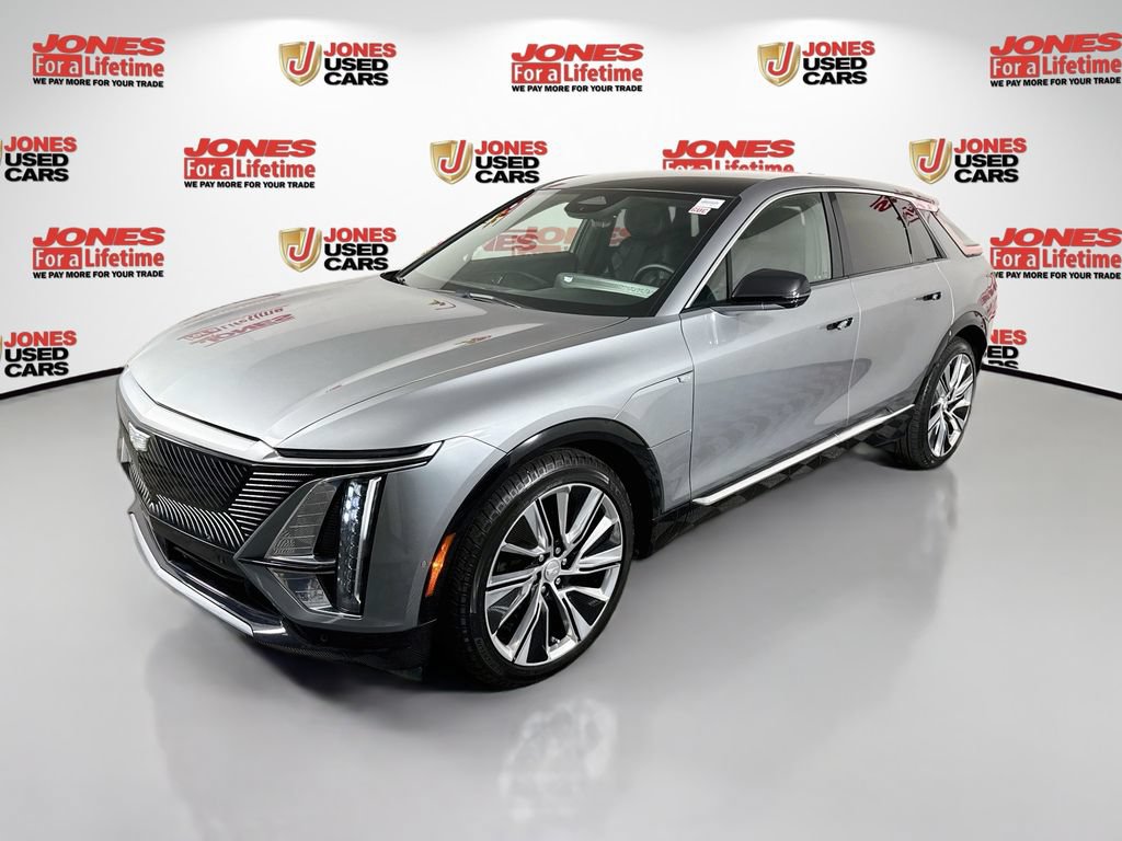Used 2024 Cadillac Lyriq Luxury AWD/4WD image 14