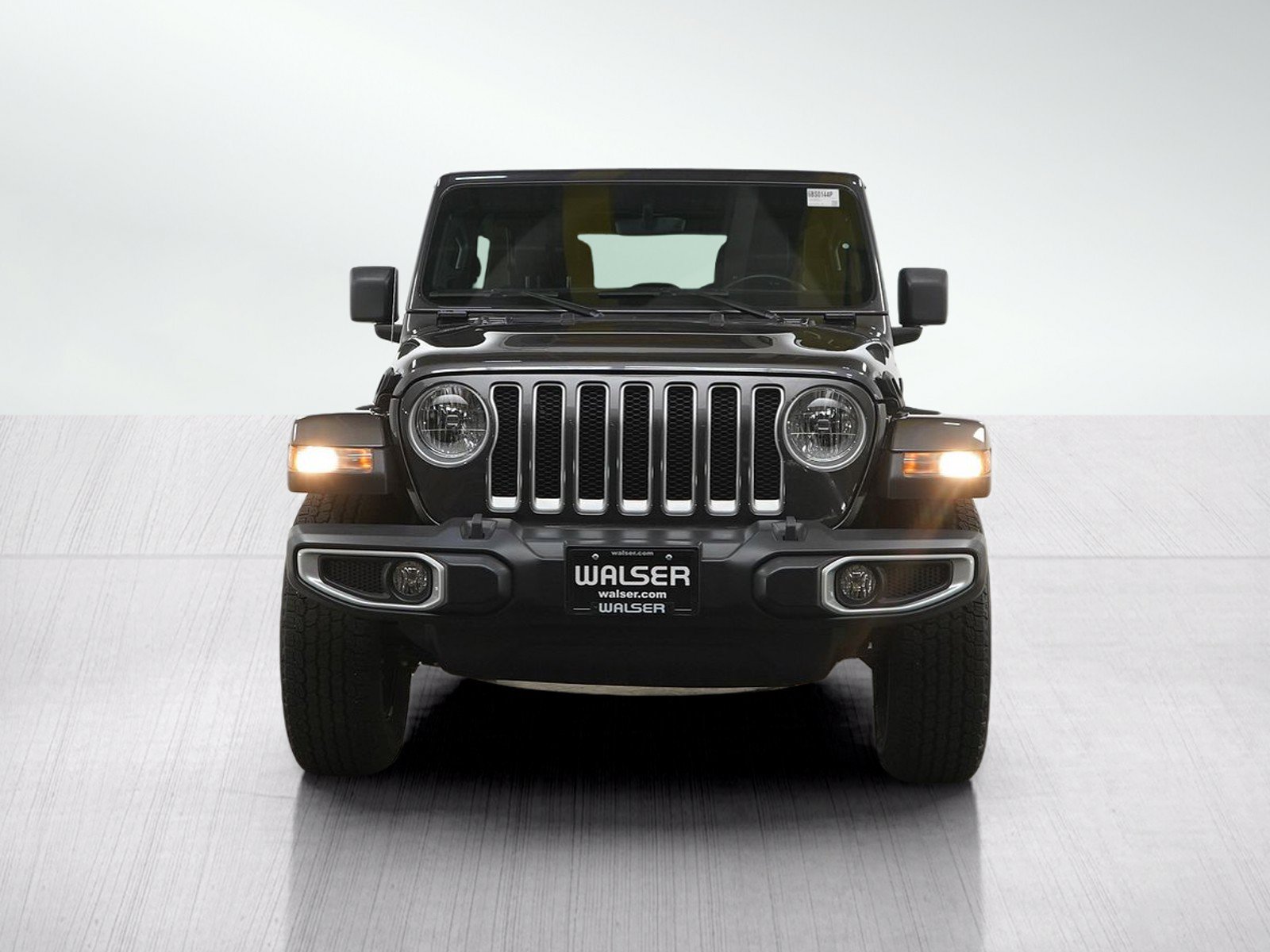 Used 2022 Jeep Wrangler Unlimited Sahara w/ Cold Weather Group AWD/4WD image 8