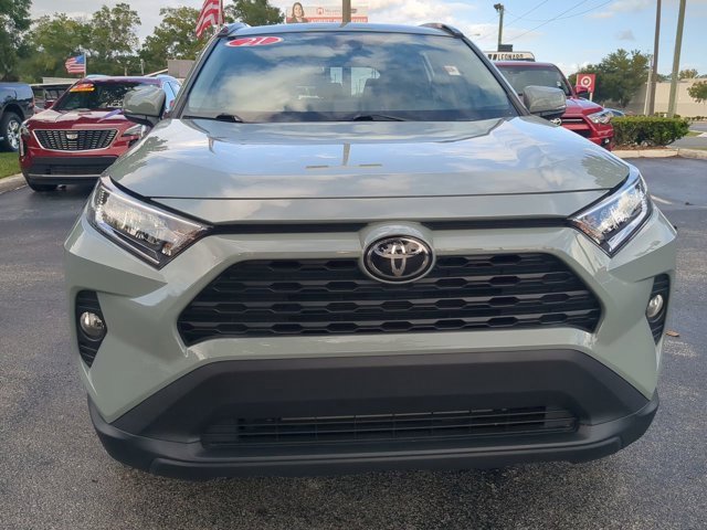 Used 2021 Toyota RAV4 XLE image 9