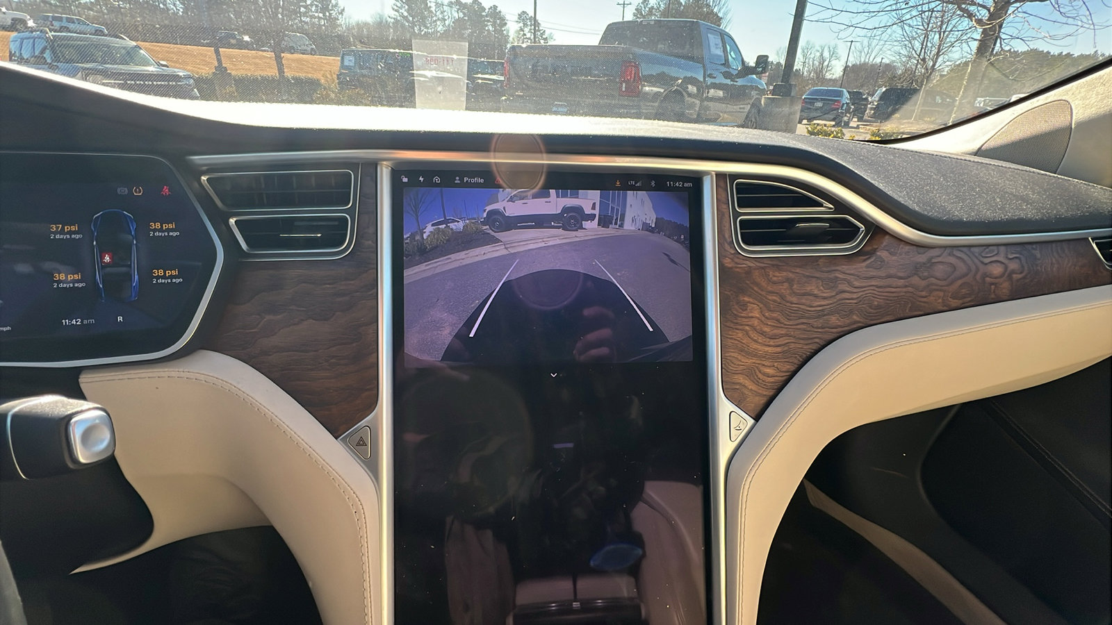 Used 2017 Tesla Model S 100D image 32