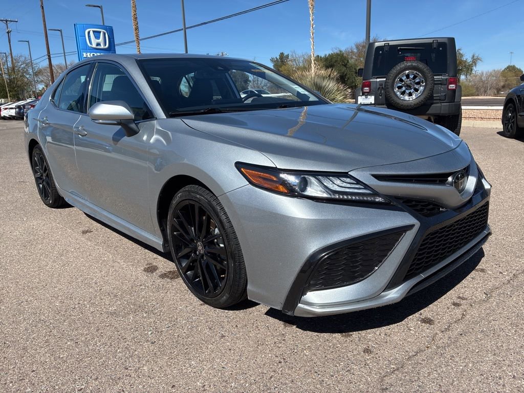 Used 2023 Toyota Camry XSE FWD image 7